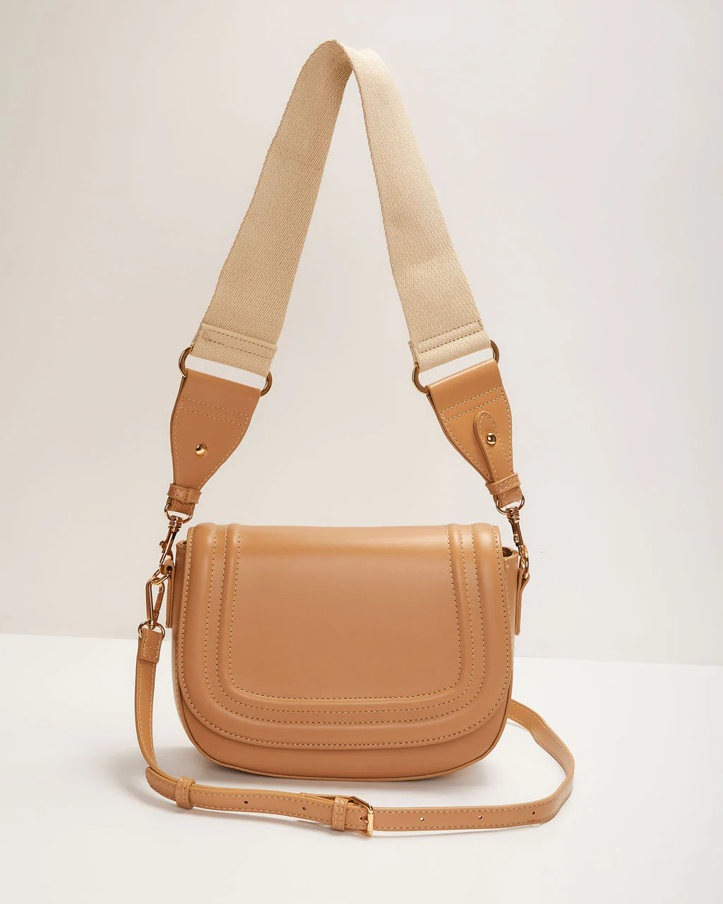 Clove Wide Strap Crossbody Bag