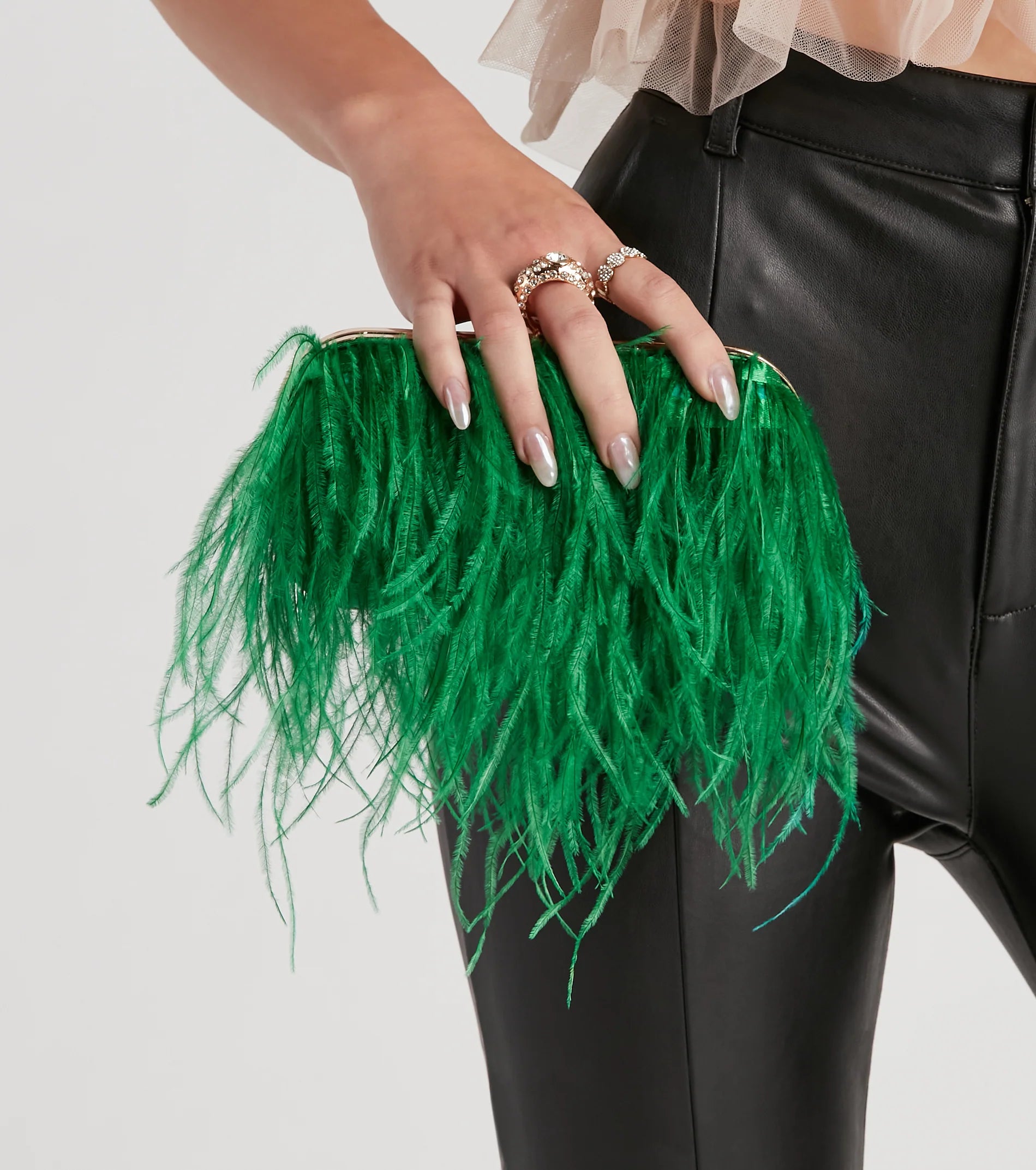 Demure Diva Marabou Ring Clutch